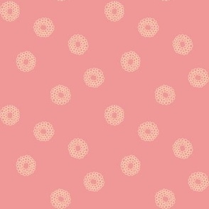 Medium // Donut-Shaped Flower Motifs in dainty pink