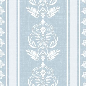 French Country Lavender / Large / Light Blue Stripe