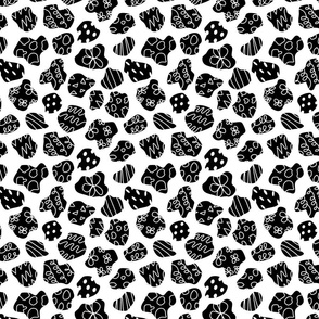 Cow Print Line Art (M) Doodle Black and White