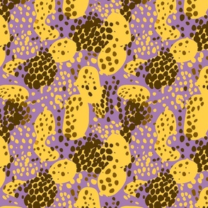 Animalier weird purple and yellow