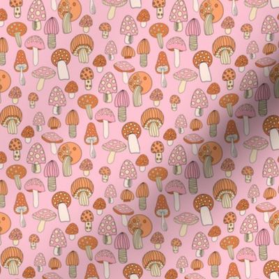 MINI Retro Mushroom fabric - seventies trippy retro shrooms pink red 4in