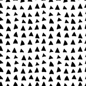 Black triangles 8x8 1-02