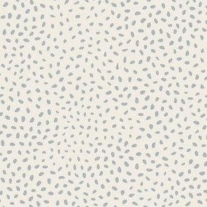seeds - creamy white _ french grey blue 02 - random micro blender