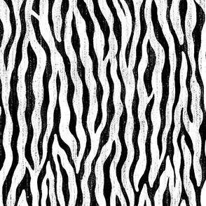 medium tiger wave horizontal in black and white linen