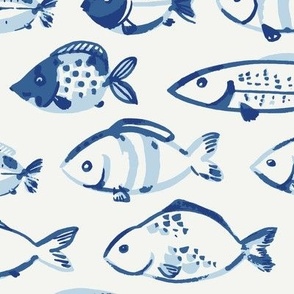 (XL) Fish in blue XL scale