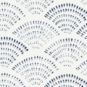 dotted scallop in blue on offwhite L scale