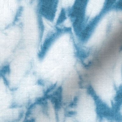 (L) Shibori dyed with the blues of the sea, Peacock