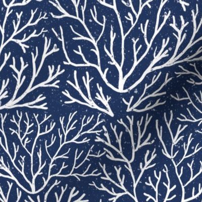 [L] Navy Coral Reef - Coastal Chic Hamptons Under the Sea - Warm Ivory White on Navy Blue