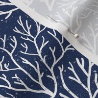 [L] Navy Coral Reef - Coastal Chic Hamptons Under the Sea - Warm Ivory White on Navy Blue
