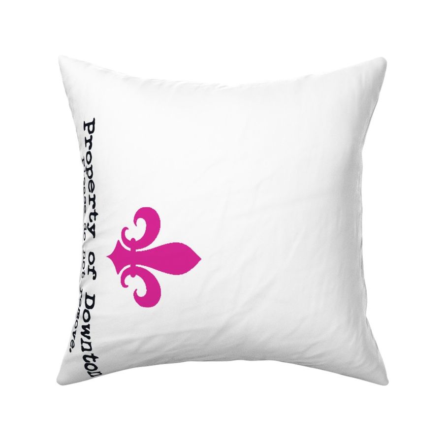 HOME_GOOD_SQUARE_THROW_PILLOW