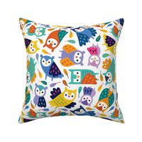 Colorful Owls white