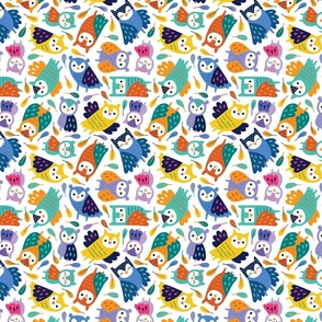 Colorful Owls white (small)