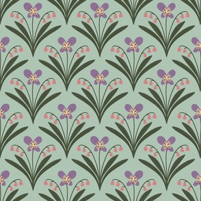 Scalloped Violets on Green