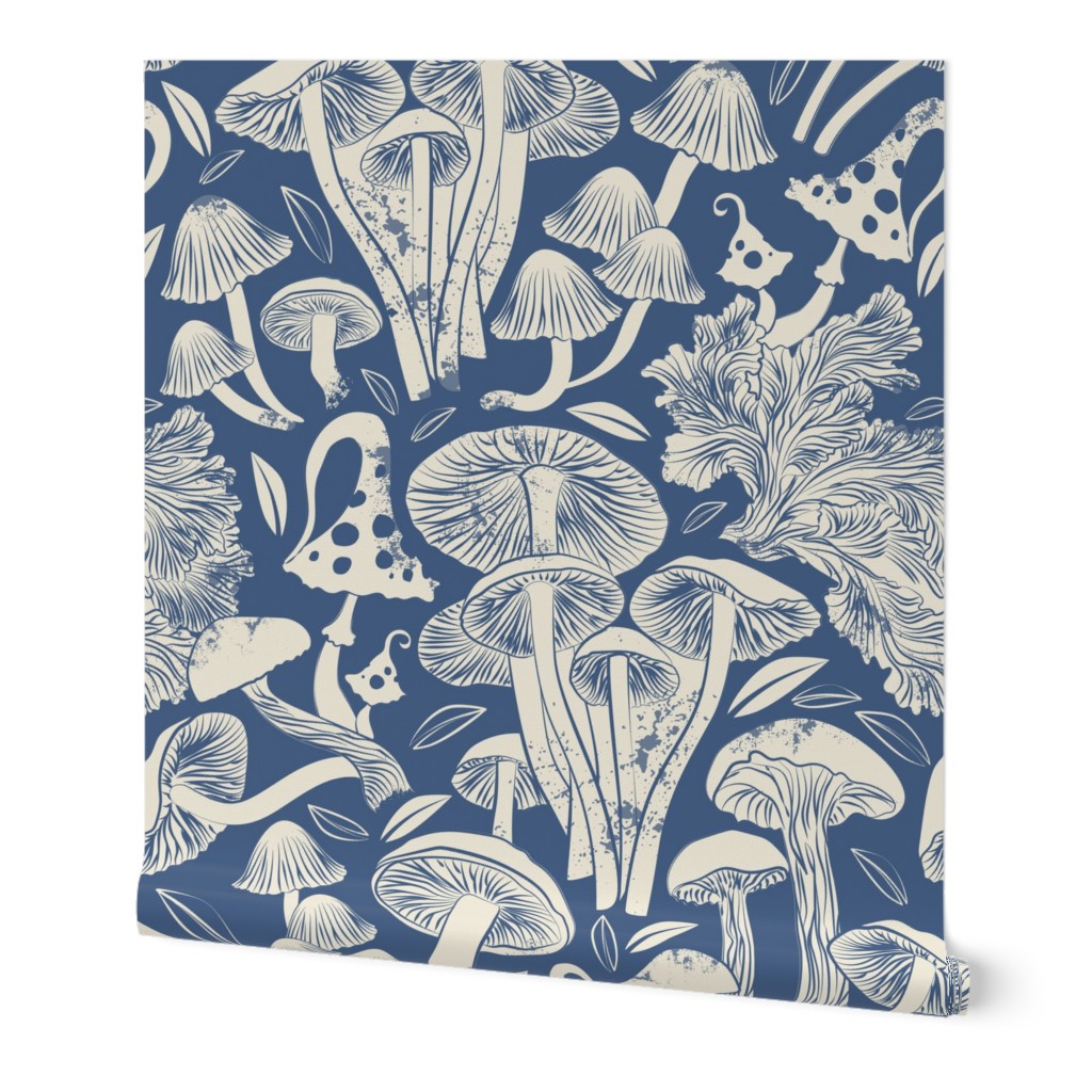 Large jumbo scale rotated // Delicious Autumn botanical poison // blue ridge background panna cotta beige mushrooms fungus toadstool vintage retro look wallpaper