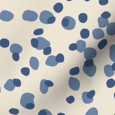 Asymmetrical Scattered Dots // MEDIUM // Eggshell White Blue