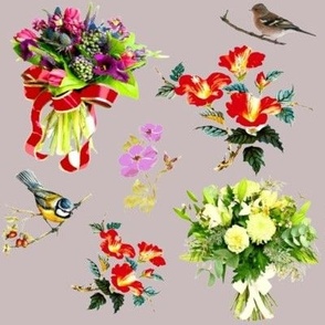 Des bouquets et des oiseaux multicolores sur fond taupe