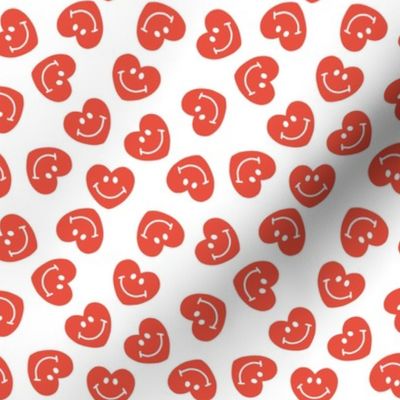 small smiley face red hearts