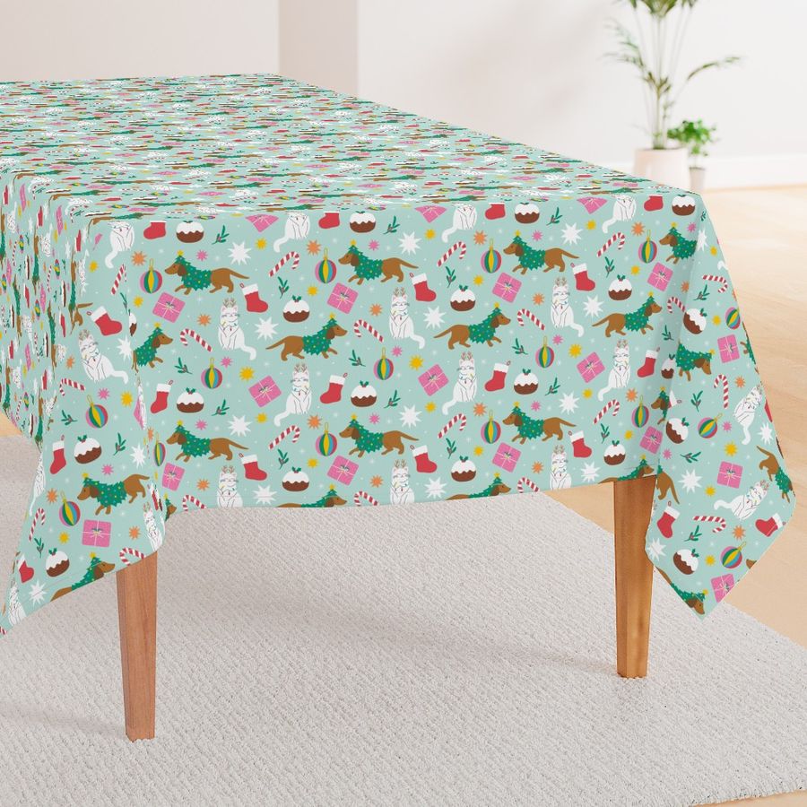 HOME_GOOD_RECTANGULAR_TABLE_CLOTH