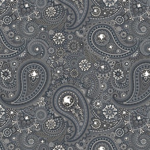 Skull N' Bones Paisley Large