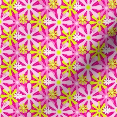 Hot Pink Barbiecore Mod Daisies, Smallscale