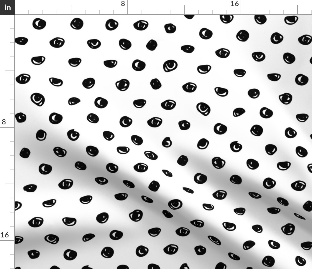 Black&White Hand Drawn Polka Dots