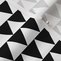 Shark teeth geometric black and white