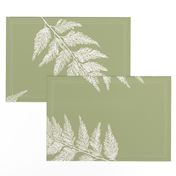 Elegant Fern Jumbo Scale in Moss Green and White