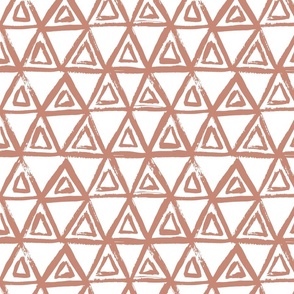 Loose Triangles - clay red/white