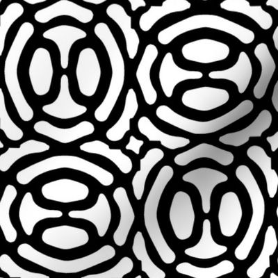 rotating geometric ovals - black and white