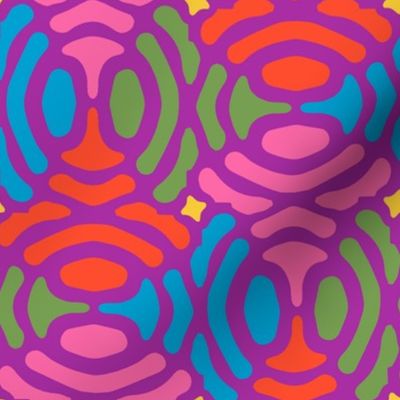 rotating geometric ovals - 1970s pink