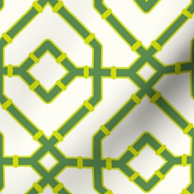 Chinoiserie bamboo trellis - Kelly green and chartreuse on Natural (#FEFDF4) - medium