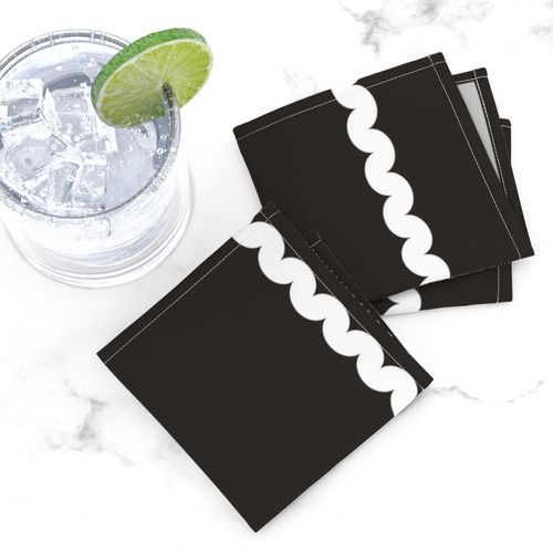 HOME_GOOD_COCKTAIL_NAPKIN