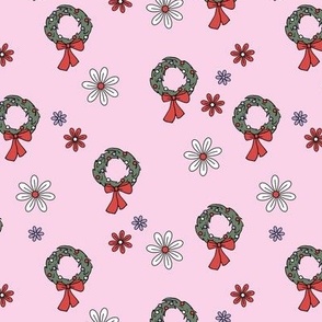 Cutesy retro Holidays - Christmas wreath and flower blossom seasonal december ornaments green on pink