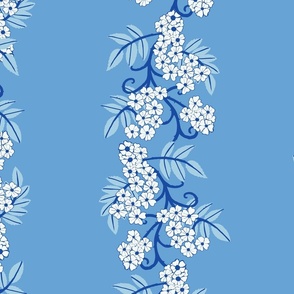 Jumbo Trailing Floral Wallpaper or Duvet on Light Blue