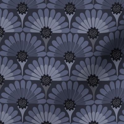 3" Motif Medium / Scandi Gerbera / Dark Monochrome