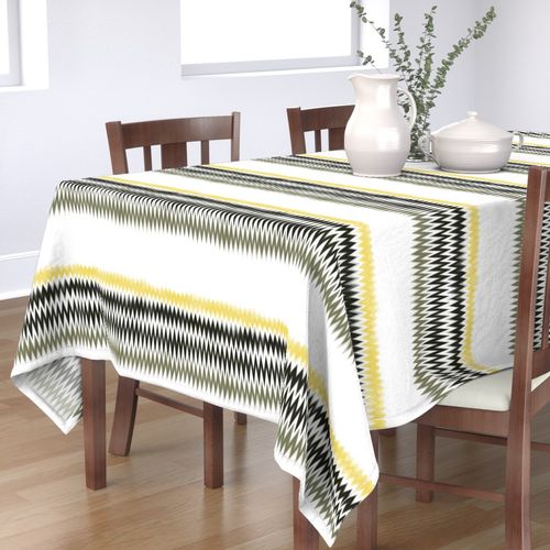 HOME_GOOD_RECTANGULAR_TABLE_CLOTH