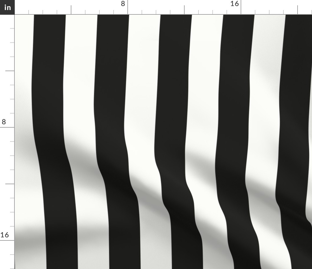 Black/ White stripe Vertical - Medium