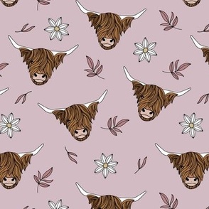 Scottish highland cows - sweet freehand drawn animal illustration with flowers and leaves Scotland kids design white vintage rose mauve 