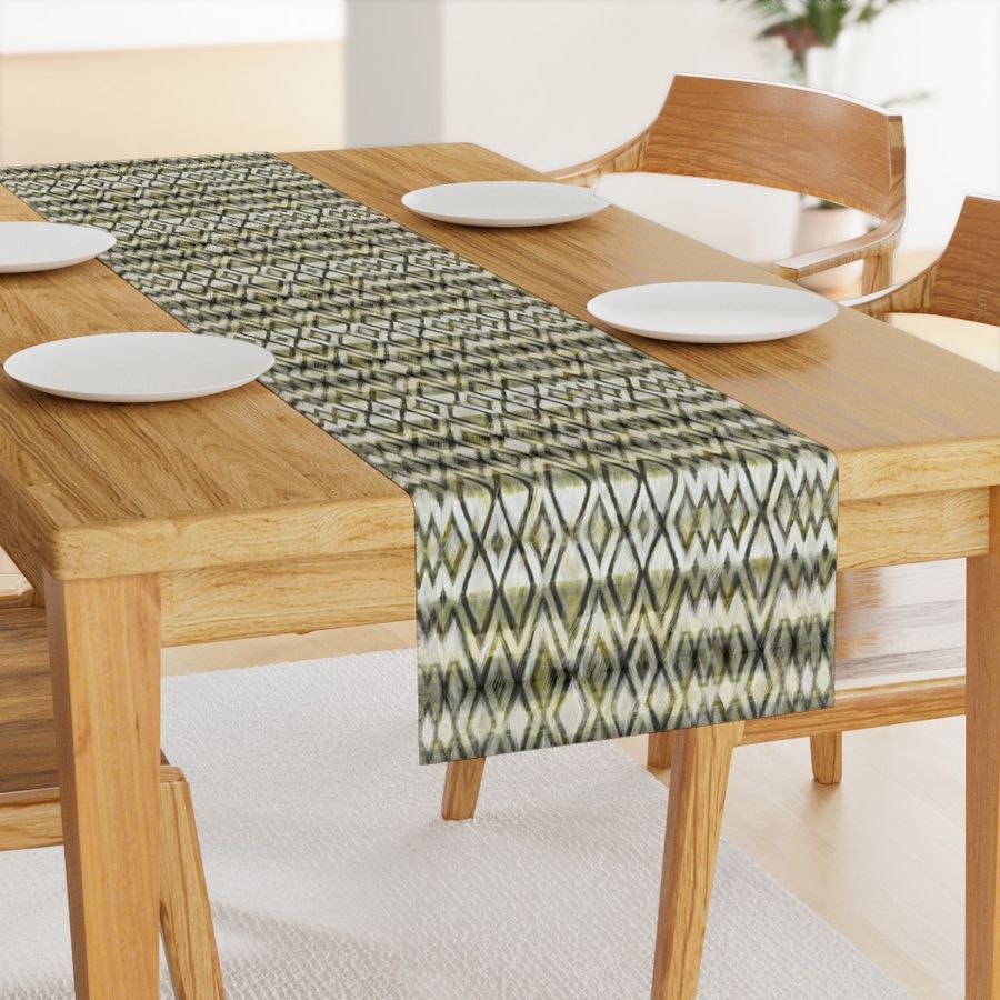 HOME_GOOD_TABLE_RUNNER