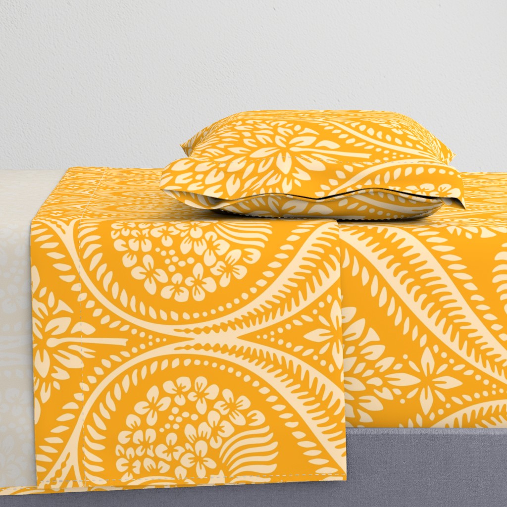 Florence damask / Large scale / yellow