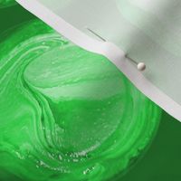 Round Acrylic Swoosh In Green (1476b)