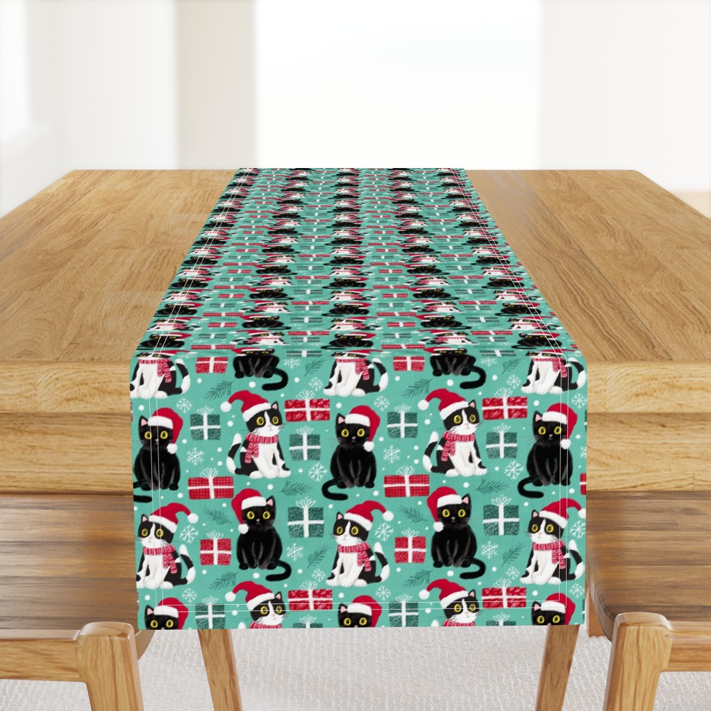 cute christmas cats with christmas presents green medium scale WB23