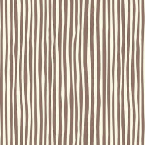 Geometric Stripe small taupe-focus on the good