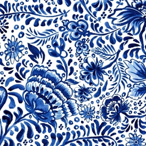  Delft blue Indian trailing flowers | oriental chinoiserie floral | cobalt / ultramarine / navy blue on white background | Jumbo 2nd biggest