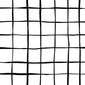 Regular Scale // Handmade Basic Grid // Black and White