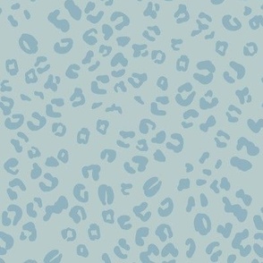 Leopard Print Scattered in Dark CornflowerBlue