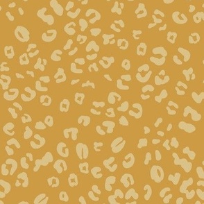 Leopard Print Scattered in Dark Yellow Ochre