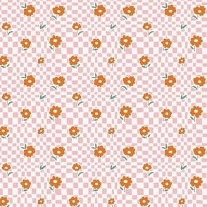 Checkered flower pattern (small scale)