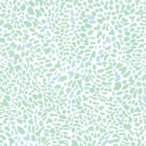 Giant Clam Spots in Powder Blue and Seafoam Green - Large Scale