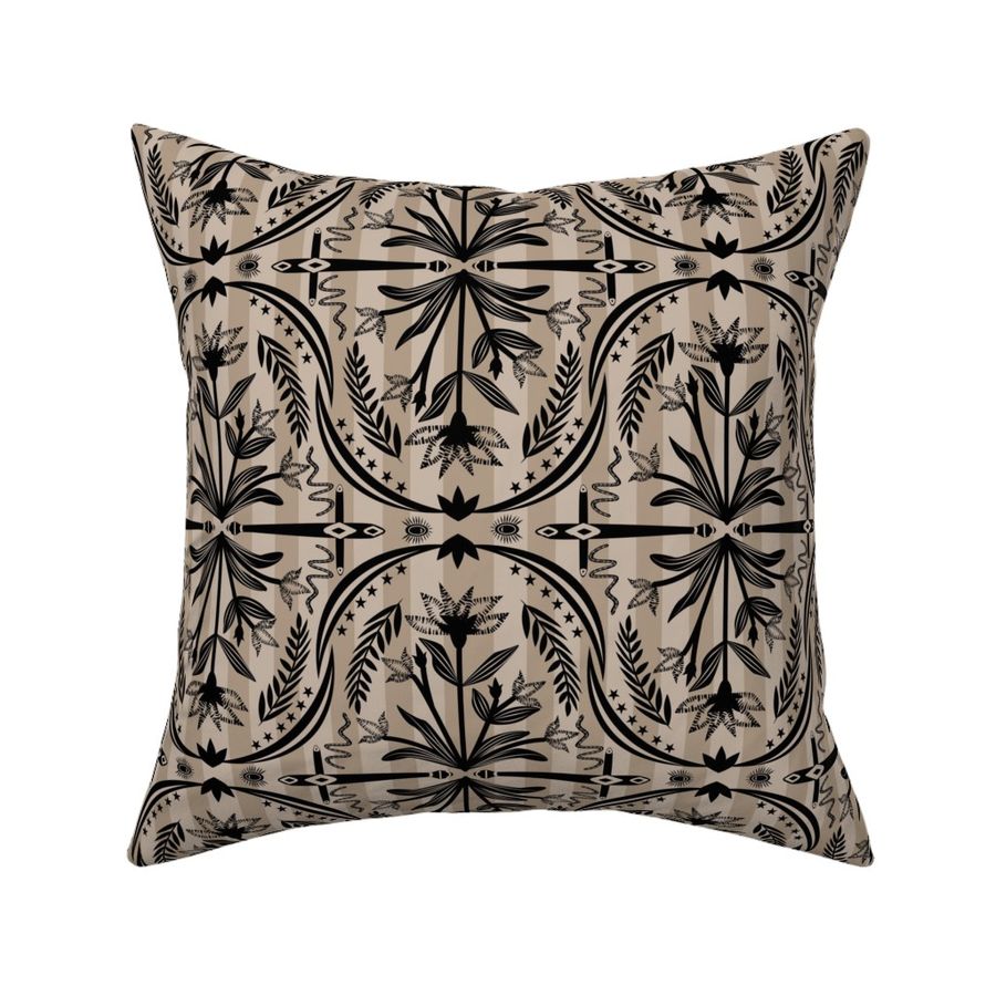 HOME_GOOD_SQUARE_THROW_PILLOW